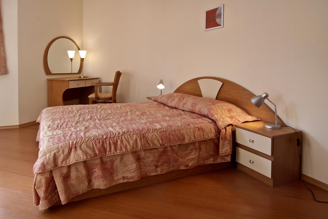 Flora Hotel - Apartments Borovec Kültér fotó